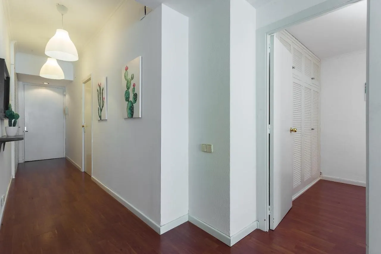 Lodging Apartments Illa Diagonal برشلونة